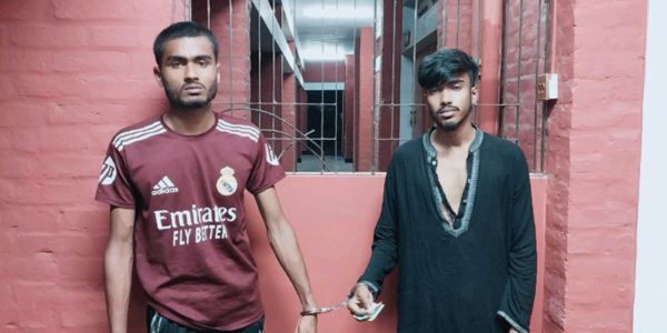 বাংলাদেশ কৃষি বিশ্ববিদ্যালয়ে দুই ছিনতাইকারী আটক